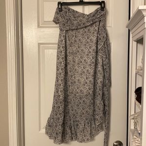 White and black/gray sheer skirt.